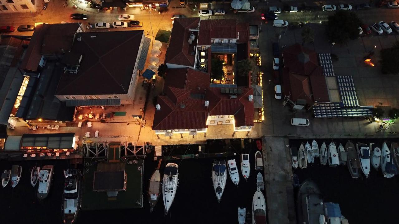 Guemruek Urla Exterior foto